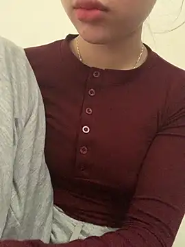 Nguyenha11 online show from 01/14/26, 08:20