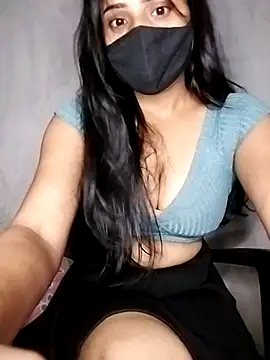 Snapshot of Amisha2 chatting on 09/12/25, 04:51 Amisha2 online show from 09/12/25, 04:51