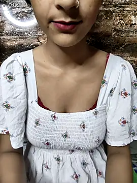 Indian-Aleena online show from 09/30/25, 06:35