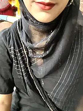 Indian-Aleena online show from 05/25/26, 06:14
