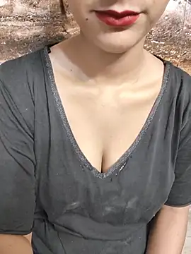 Indian-Aleena online show from 06/25/26, 07:13