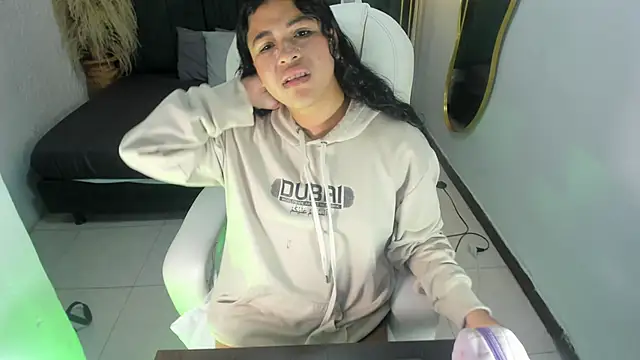 Snapshot of Ivy_nt chatting on 09/29/25, 06:24 Ivy nt online show from 09/29/25, 06:24