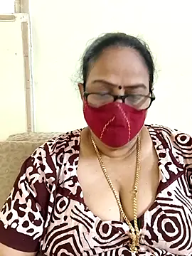Snapshot of heera-rani chatting on 07/09/26, 08:51 heera-rani online show from 07/09/26, 08:51