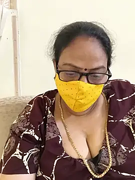 Snapshot of heera-rani chatting on 07/20/26, 06:17 heera-rani online show from 07/20/26, 06:17