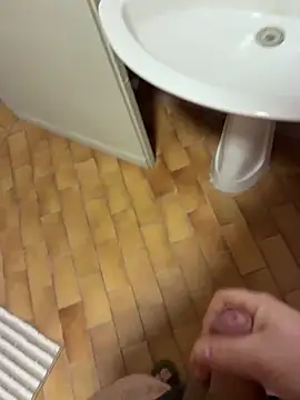 Snapshot of Cober03 chatting on 02/18/26, 09:27 Cober03 online show from 02/18/26, 09:27