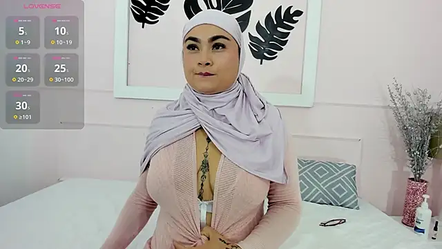 Snapshot of azaharaaa_ chatting on 09/12/25, 11:43 azaharaaa online show from 09/12/25, 11:43