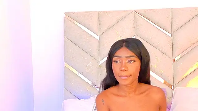 AlanaDoll online show from 12/15/25, 05:39