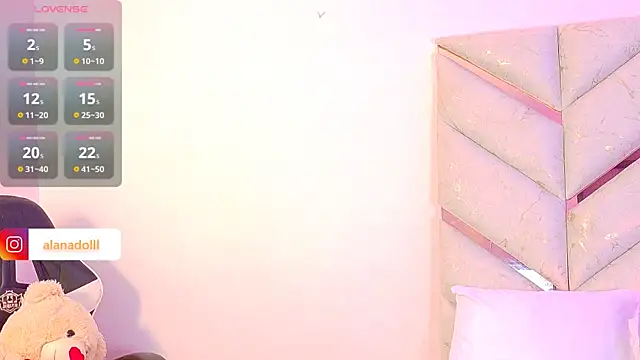 Snapshot of AlanaDoll chatting on 02/05/26, 01:27 AlanaDoll online show from 02/05/26, 01:27