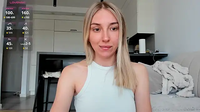 Sunny Rina  online show from 06/16/26, 08:06