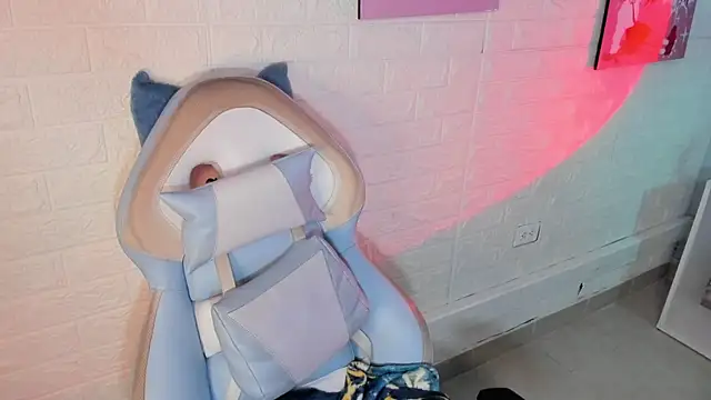 Hannahpage online show from 09/10/25, 12:05