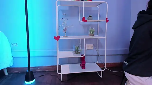 Hannahpage online show from 02/24/26, 12:25