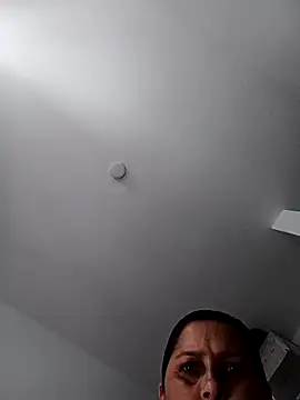 KikaDuque online show from 03/31/26, 02:28