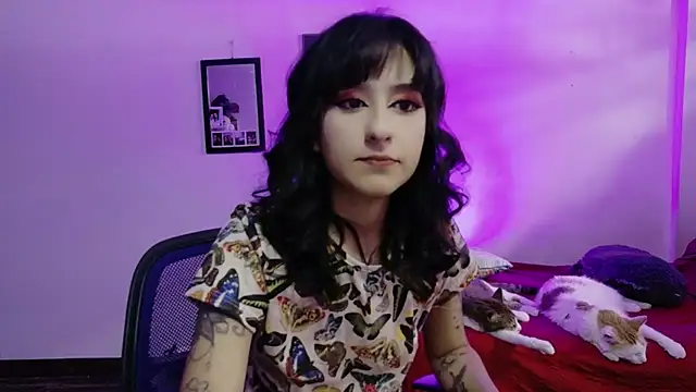 atenea dragon   online show from 04/04/26, 08:06