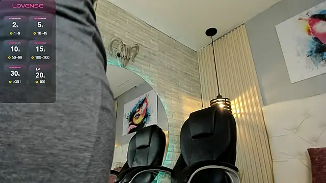 scarletbaker  online show from 10/11/25, 03:21