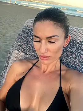 Snapshot of CamyBlossom chatting on 09/25/25, 05:38 CamyBlossom online show from 09/25/25, 05:38