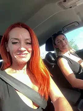 Snapshot of CamyBlossom chatting on 10/14/25, 03:24 CamyBlossom online show from 10/14/25, 03:24