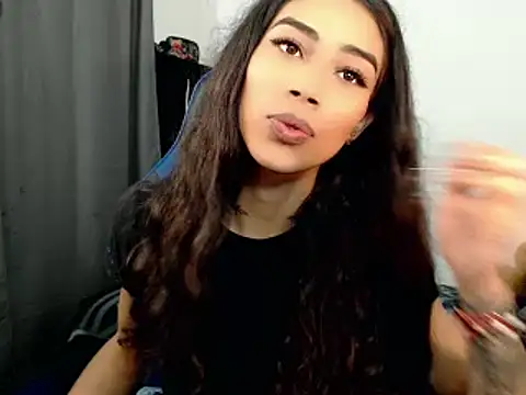 Sweet-Cris online show from 01/12/26, 07:41