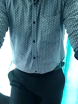 Snapshot of hunk28_6 chatting on 11/12/25, 05:41 hunk28 6 online show from 11/12/25, 05:41