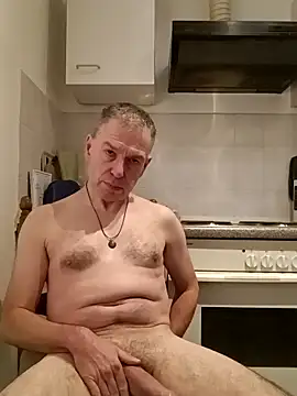 mario7767 online show from 10/04/25, 10:08