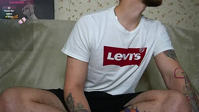 johnstoneisland online show from 12/04/25, 09:34