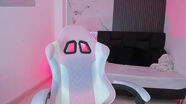 chloesagee online show from 03/04/26, 10:16