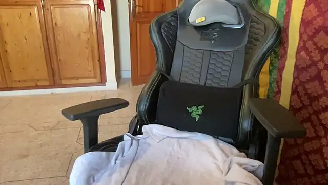 JUSTFORRICH online show from 11/25/25, 12:49