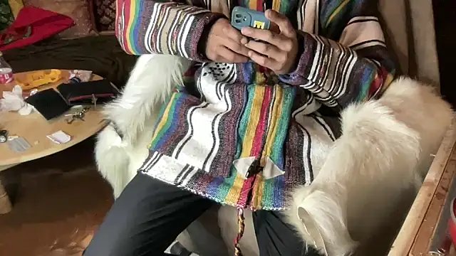 JUSTFORRICH online show from 12/23/25, 02:42