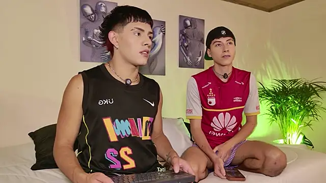 tivendann online show from 03/22/26, 05:11