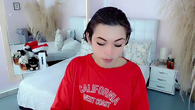 nathalialoes1 online show from 12/19/25, 03:41