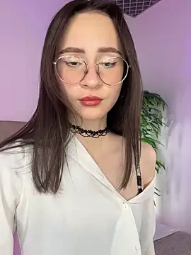 Snapshot of MartaBrent chatting on 02/06/26, 05:05 MartaBrent online show from 02/06/26, 05:05