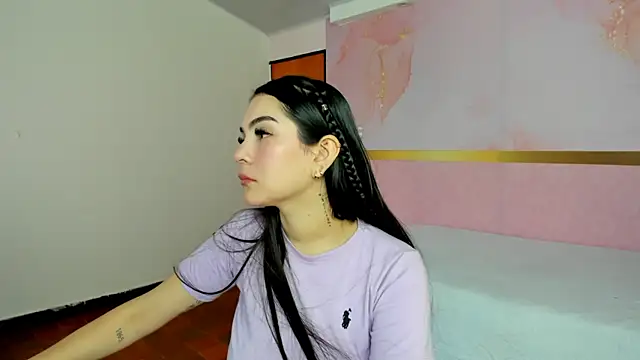 milk candy18 online show from 09/19/25, 01:01