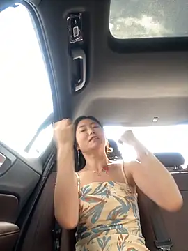 xtt1689999 online show from 10/04/25, 02:42