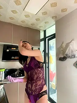 xtt1689999 online show from 10/10/25, 03:16