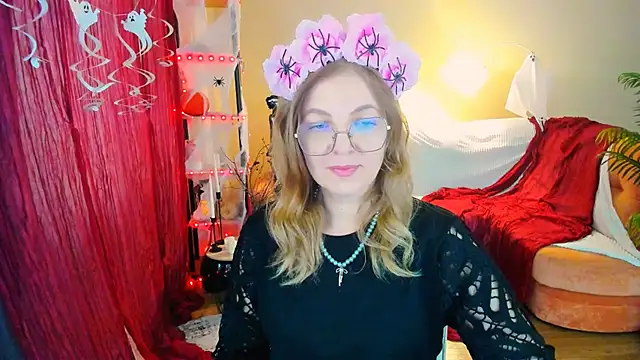 YourUniverser online show from 10/27/25, 10:41