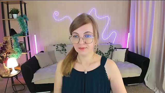 YourUniverser online show from 11/10/25, 09:19