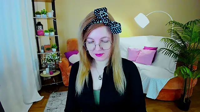 YourUniverser online show from 01/18/26, 09:35