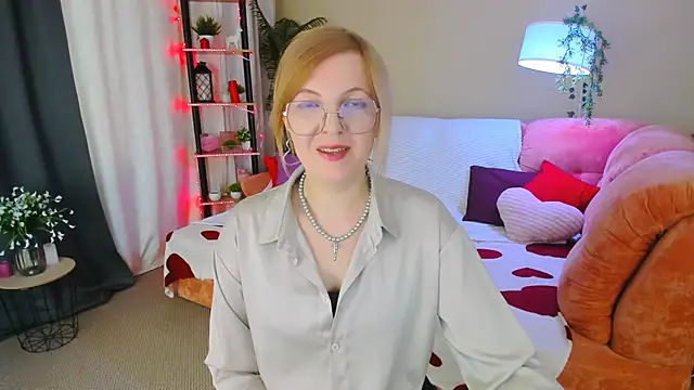 YourUniverser online show from 06/29/26, 09:37