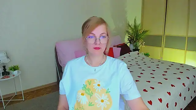 YourUniverser online show from 07/12/26, 09:22