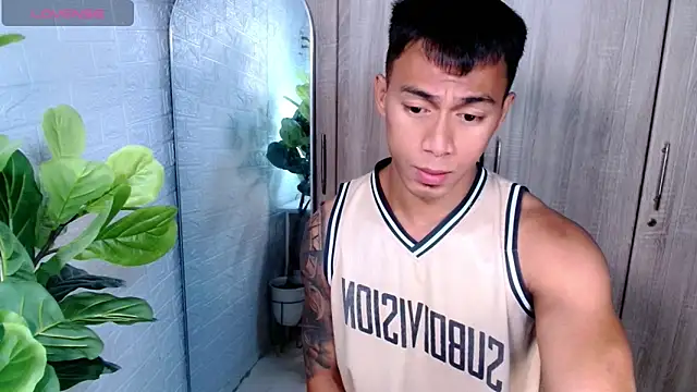 PinooyMilker online show from 04/06/26, 06:14