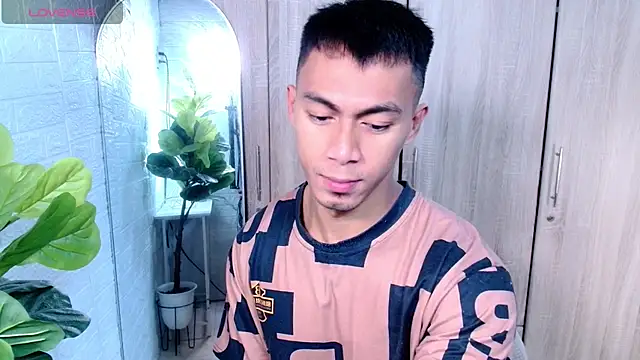 PinooyMilker online show from 04/16/26, 10:45