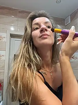 EvvaMur online show from 01/16/26, 02:04