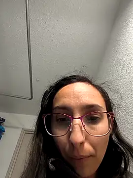 annaellex online show from 11/28/25, 11:46