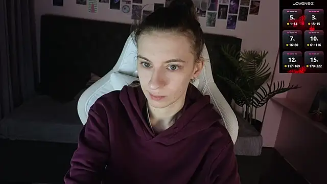 kaleriyaa  online show from 02/21/26, 01:28