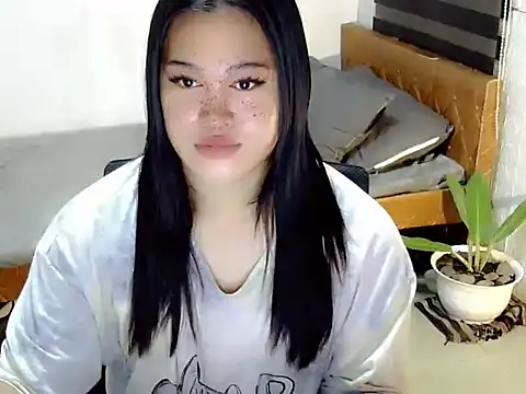 Snapshot of Annierose_ts chatting on 09/30/25, 11:15 Annierose ts online show from 09/30/25, 11:15