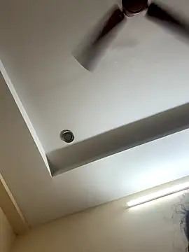 linishal online show from 10/23/25, 04:39