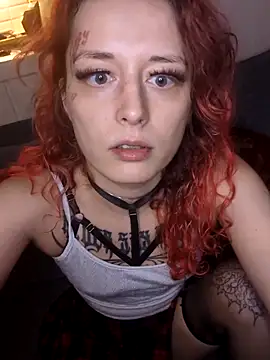 marijacucu online show from 10/18/25, 07:58