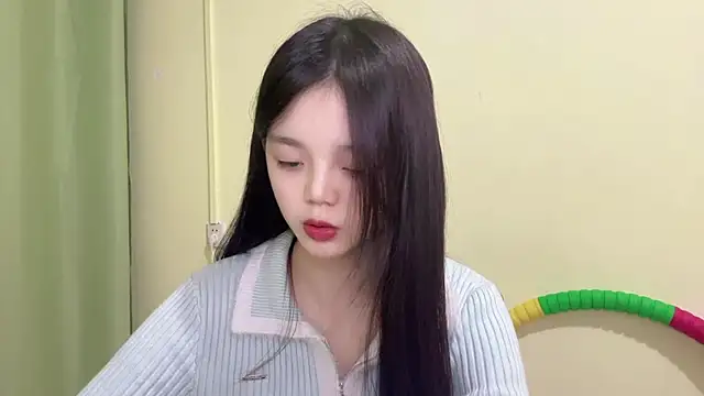 Nicole-13 online show from 11/19/25, 11:10