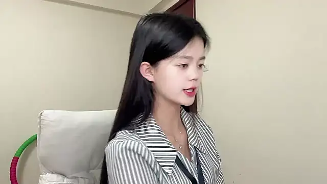 Nicole-13 online show from 05/31/26, 01:07
