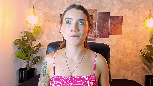 aitana baker  online show from 11/27/25, 09:06