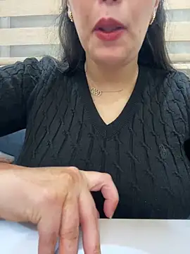 Snapshot of Bold-arabic-vibes chatting on 02/16/26, 11:23 Bold-arabic-vibes online show from 02/16/26, 11:23